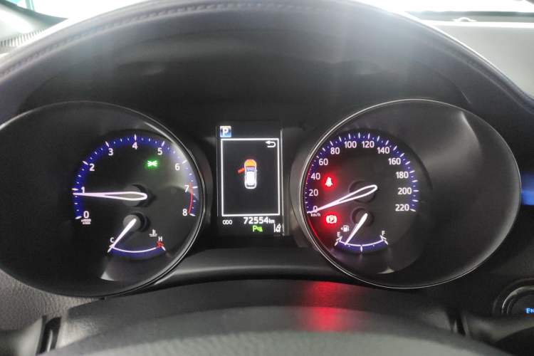 Used Toyota C-HR 2018 2.0L Luxury Edition China VI Standard
