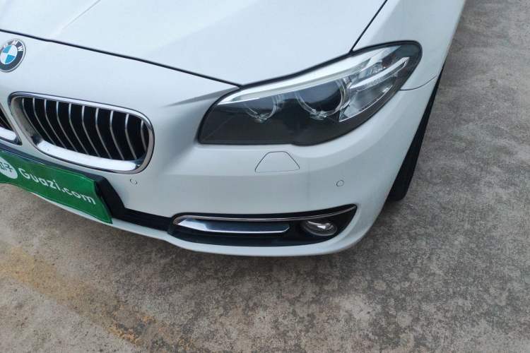 Used BMW 5 Series 2014 525Li Luxury Design Package Left Front Headlight