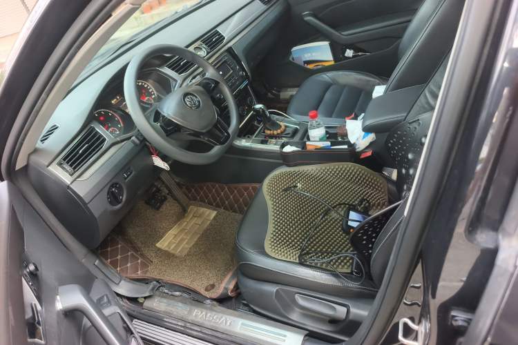 Used Volkswagen Passat 2014 1.8TSI DSG Prestige Edition Left Front Seat