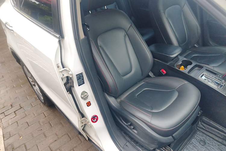 Used Bestune X80 2015 2.0L automatic luxury version