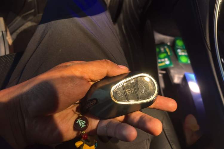 Used Mercedes-Benz EQE 2025 500 4MATIC Luxury Edition