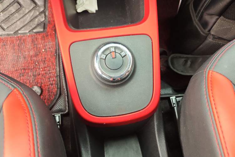 Used Dongfeng NAMMI EX1 2022 Revised PRO Yuecheng Version Gear Lever