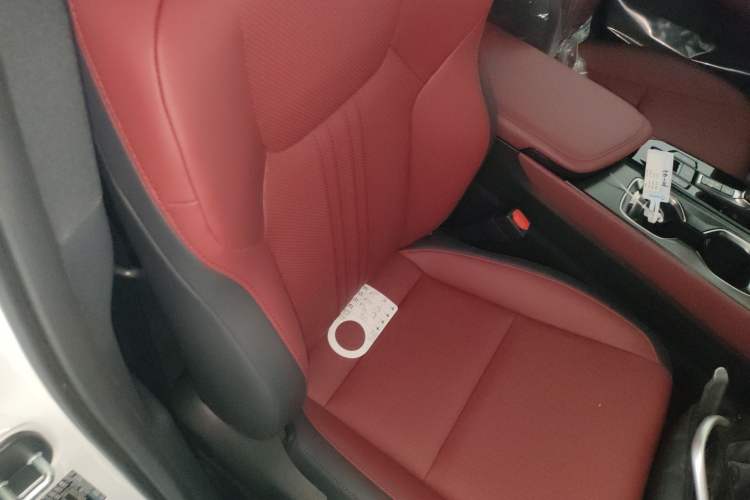 Used Lexus NX 2025 Model 350h JOY Right Front Seat