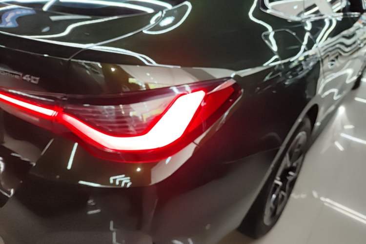 Used BMW i4 2023 eDrive40
