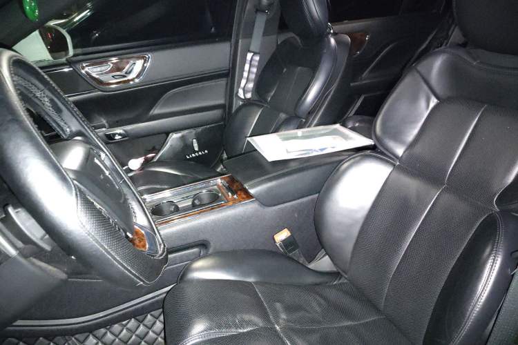 Used Lincoln Continental 2018 2.0T Two-Wheel Drive Deluxe Edition
