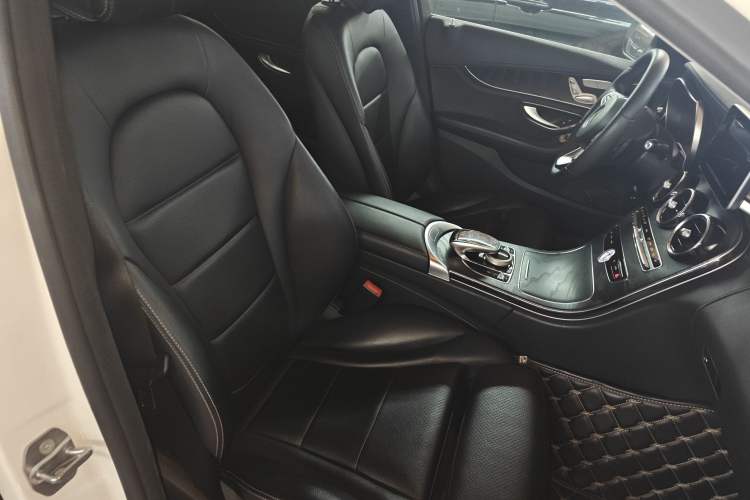 Used Mercedes-Benz C-Class 2016 C 200 L Sport Edition Right Front Seat