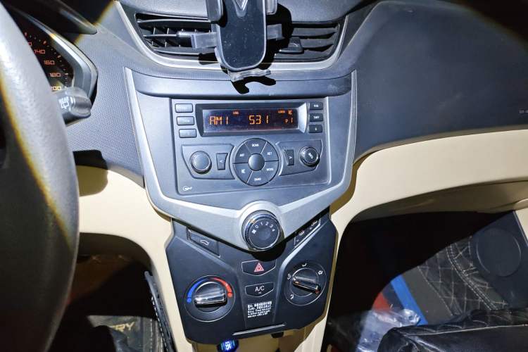 Used Chery Fengyun 2 2015 1.5L Manual New Edition Audio And AC Panel