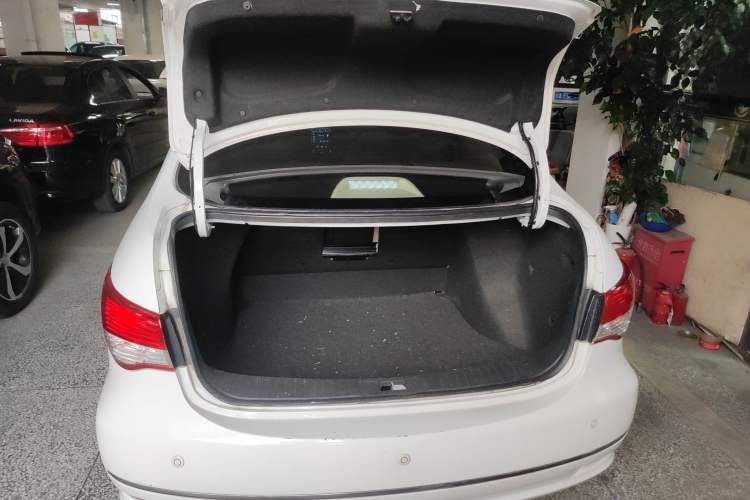 Used Dongfeng Junfeng E11K 2021 60.43 kWh Battery-Swap Version