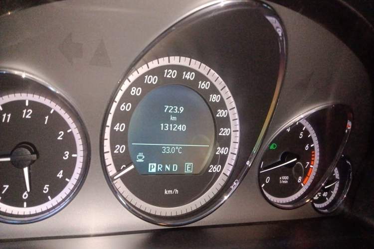 Used Mercedes-Benz E-Class 2010 E 260 CGI Coupe
