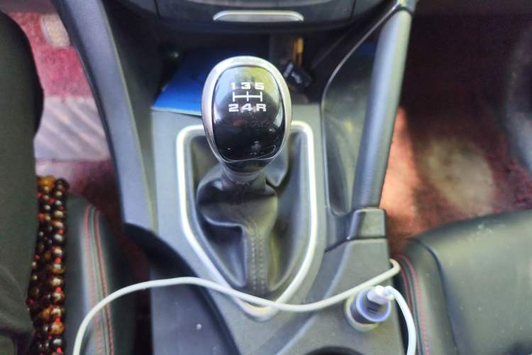 Used Dongfeng Aeolus AX7 2016 1.4T Manual Zhuyue Model Gear Lever