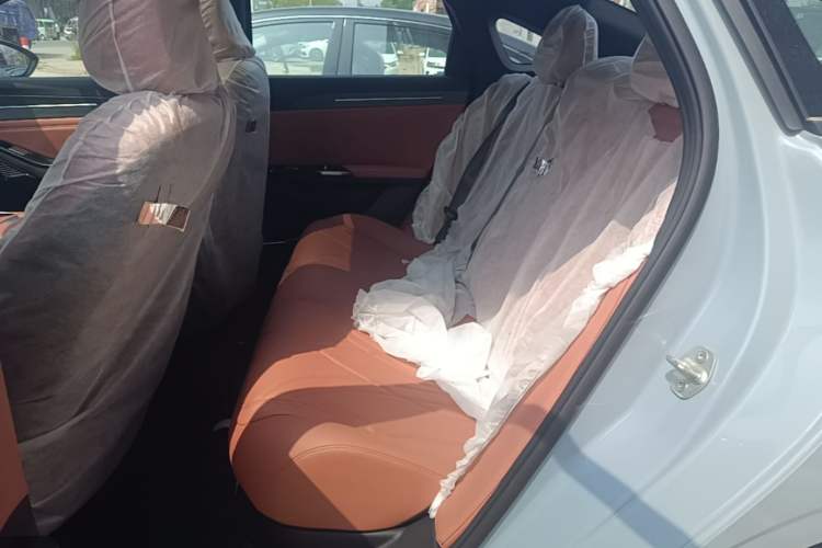 Used Geely Galaxy L6 2025 EM-i 140km Explorer+ Edition
