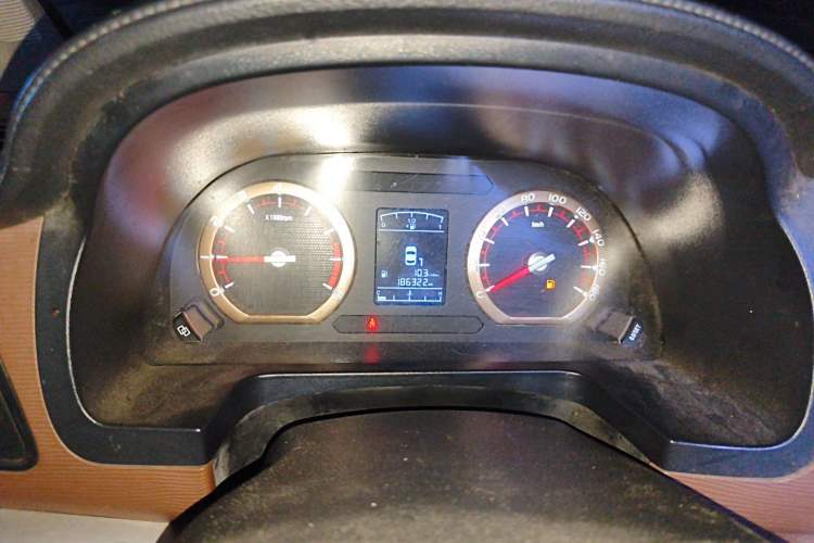 Used FORTHING Lingzhi 2019 V3 1.6L 2-Seat Standard Model China VI Instrument Cluster