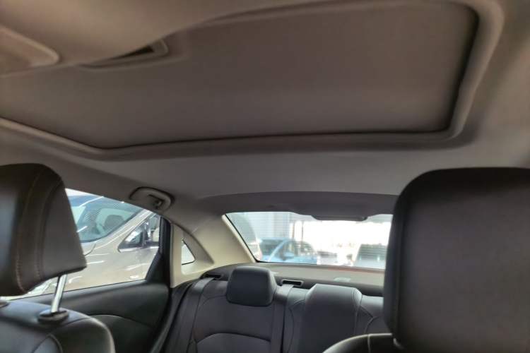 Used Chevrolet Monza 2019 Redline 320T Dual-Clutch Sporty Version China VI Standard
