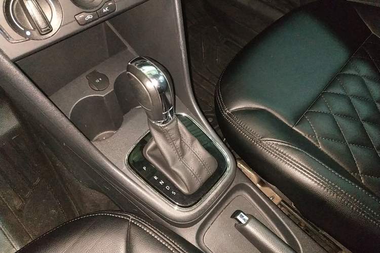 Used Volkswagen Polo 2018 1.5L Automatic Enjoyment Model
