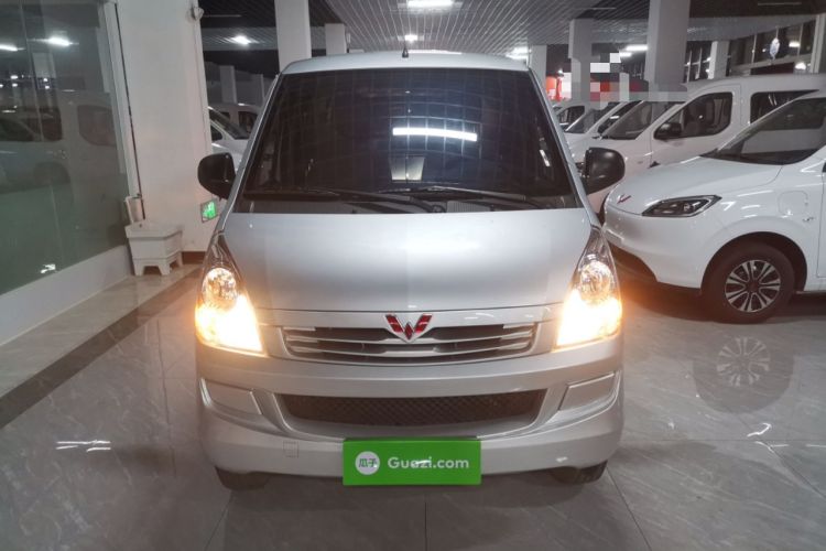 Used Wuling Rongguang S 2023 1.5L Basic Enclosed-Window Vehicle 2 Seats
