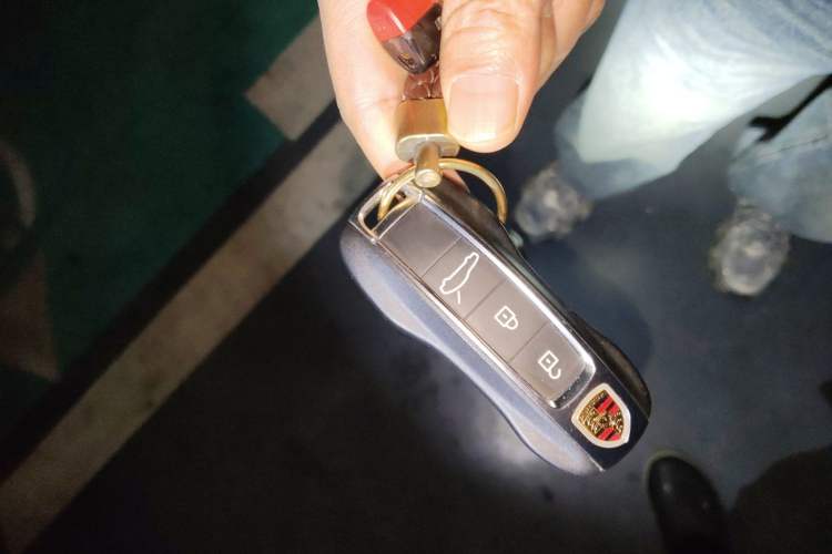 Used Porsche Panamera 2023 Panamera Executive Long Wheelbase 2.9T Vehicle Key