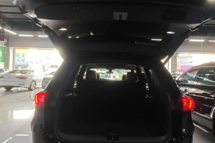 Used Buick Enclave 2020 28T Four-Wheel Drive Flagship Version Trunk