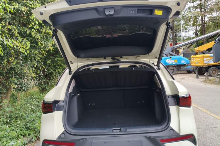 Used BYD Yuan PLUS 2025 Intelligent Driving Version 510 km Excellence Edition