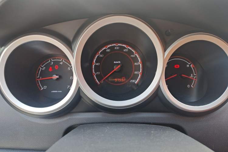 Used CHANGAN CX20 2014 1.4L Manual Sport Edition China V Standard
