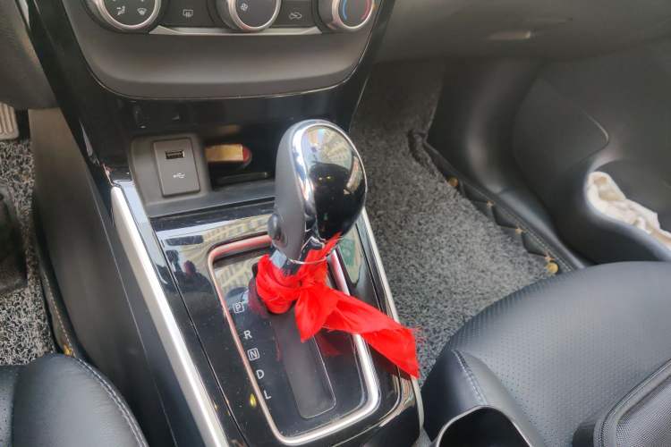 Used Nissan Sylphy 2019 1.6XV CVT Smart Connect Luxury Edition China VI Standard
