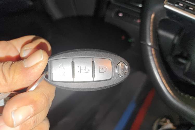 Used Nissan Teana 2020 Revised Version 2.0L XL Comfort Edition Vehicle Key