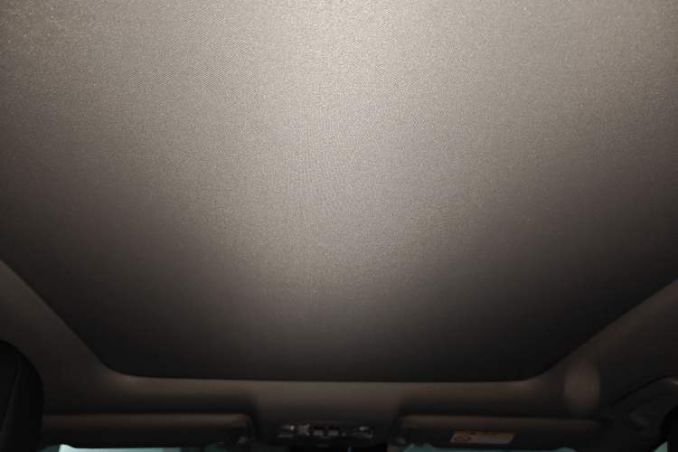 Used Toyota Highlander 2018 2.0T Four-Wheel Drive Prestige Version 7 Seats China VI Standard Headliner