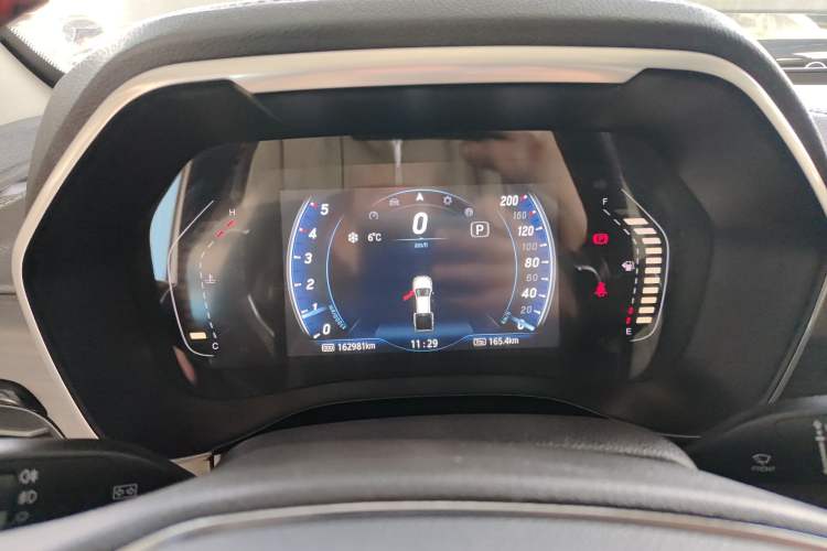 Used JMC Yuhu 9 2020 2.0T Automatic Diesel 4x4 Comfort Edition
