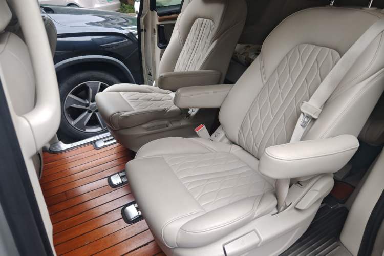 Used Buick GL8 2018 ES 28T Comfort Model China VI Standard
