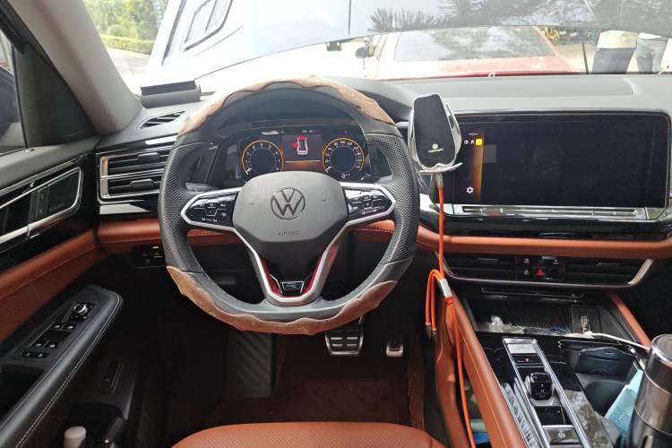 Used Volkswagen Teramont X 2023 530 V6 All-Wheel Drive Prestige Flagship Edition