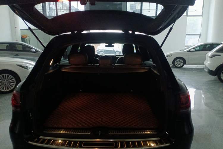 Used Mercedes-Benz GLC 2020 GLC 260 L 4MATIC Luxury Model
