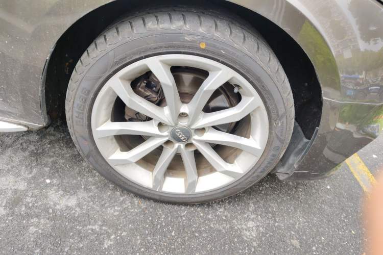 Used Audi A4L 2018 30th Anniversary Edition 40 TFSI Fashion Model
