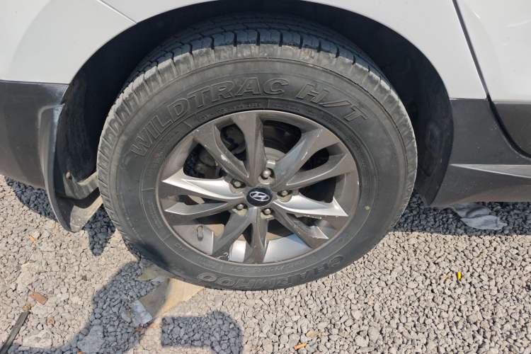 Used Hyundai ix35 2015 2.0L Manual Two-Wheel Drive Comfort Version China IV Standard Right Rear Wheel Hub