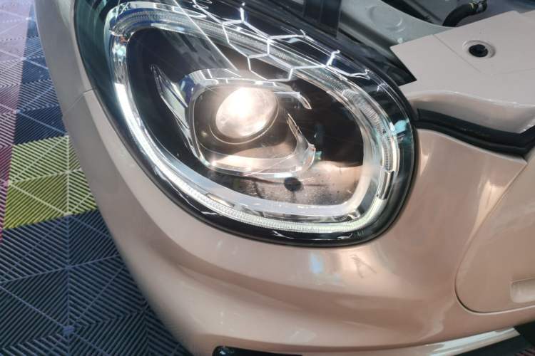 Used Leapmotor T03 2023 310 Lite Edition Right Front Headlight