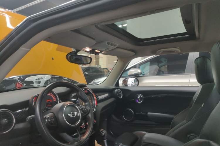 Used MINI MINI 2014 2.0T COOPER S Fun
