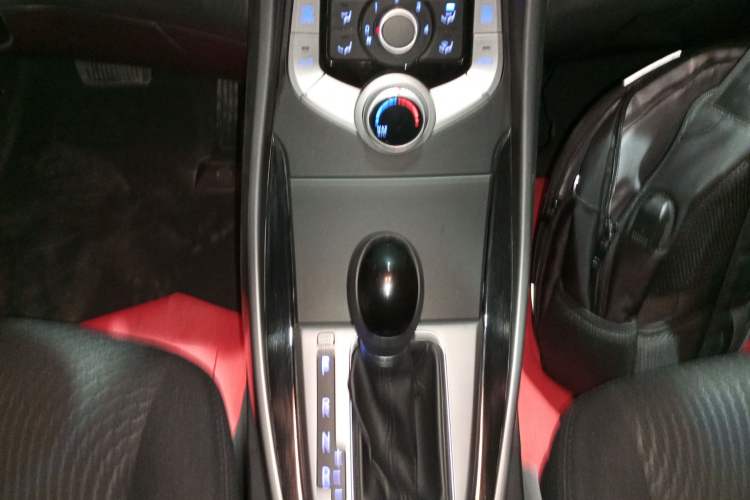 Used Hyundai Elantra (5th Generation / Langdong) 2016 1.6L Automatic Prestige Model
