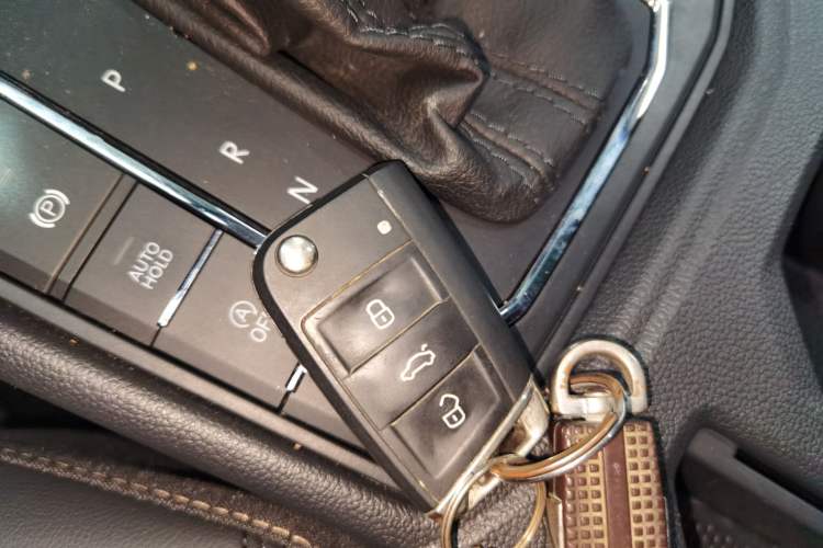 Used Volkswagen Lavida 2022 1.5L Automatic Comfort Edition Vehicle Key