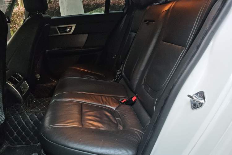 Used Jaguar XF 2015 XF 2.0T Prestige Edition Left Rear Seat