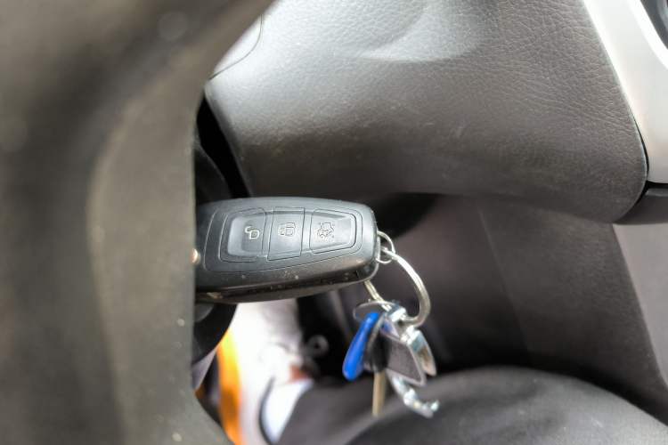 Used Ford Focus 2012 Hatchback 1.6L Manual Comfort Model