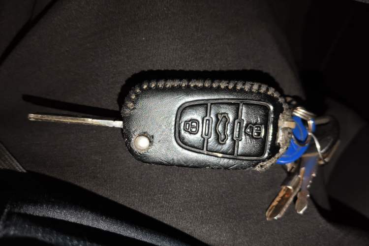 Used Roewe 350 2012 1.5L Automatic New Year Special Value Edition Vehicle Key