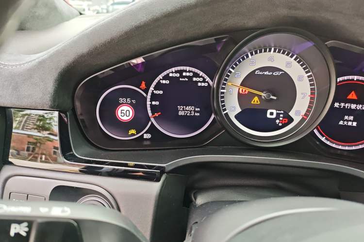 Used Porsche Cayenne 2021 Cayenne Turbo GT 4.0T Odometer Close Up