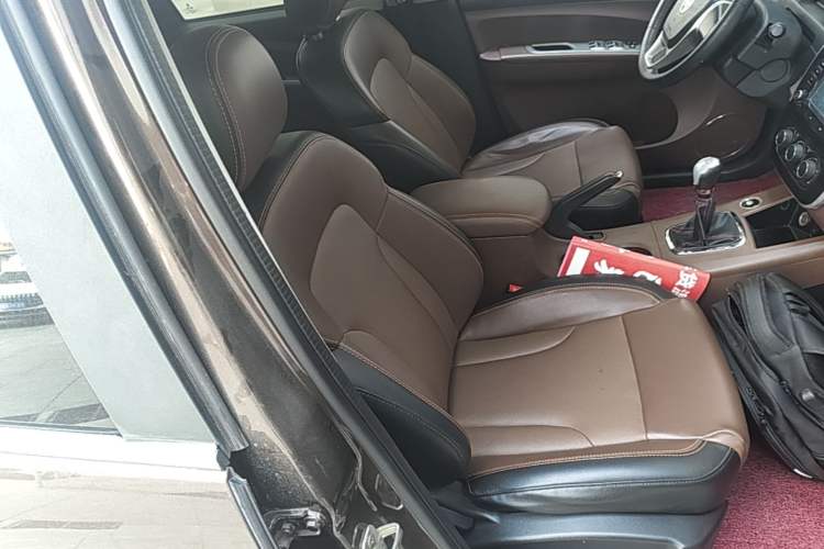 Used FORTHING Joyear X5 2016 1.6L Manual Luxury Model
