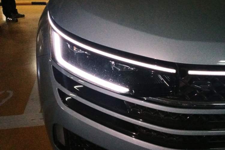 Used Volkswagen Tavendor 2023 380TSI All-Wheel Drive R-Line Journey Edition
