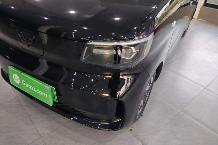 Used Wuling Zhiguang New Energy 2025 Model 305km Ambitious Edition