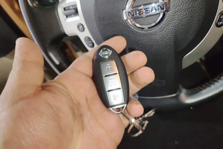 Used Nissan Qashqai 2012 2.0 XV LE CVT 2WD
