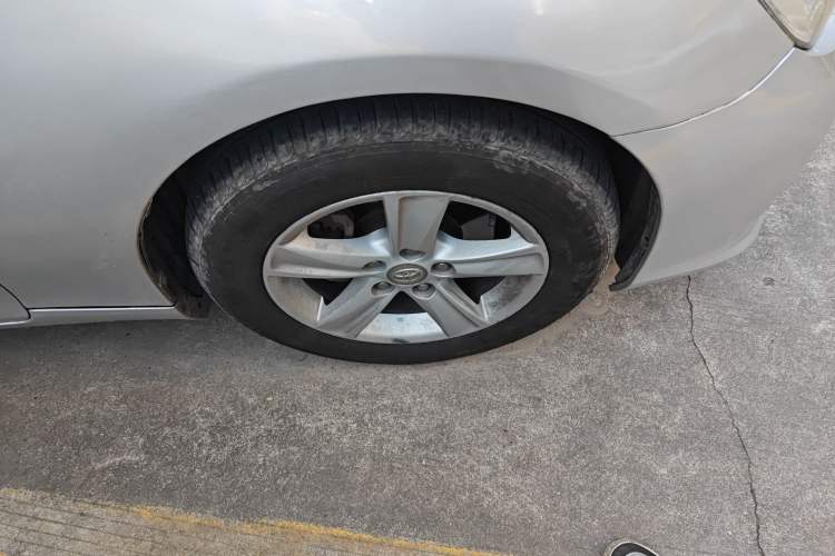 Used Toyota Reiz 2010 2.5S Fengdu Jinghua Edition Right Front Wheel Hub