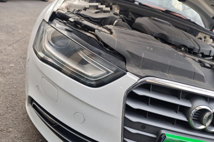 Used Audi A4L 2013 35 TFSI Automatic Standard Model Right Front Headlight