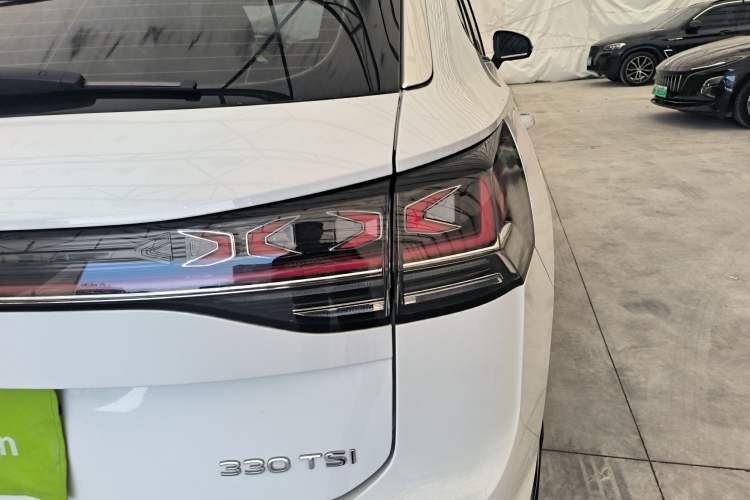 Used Volkswagen Tayron 2024 330TSI Two-Wheel Drive Luxury Plus Advanced Version Right Rear Taillight