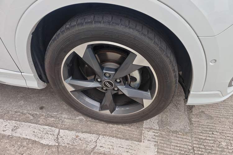 Used Audi Q3 2022 35 TFSI Fashion Dynamic Model