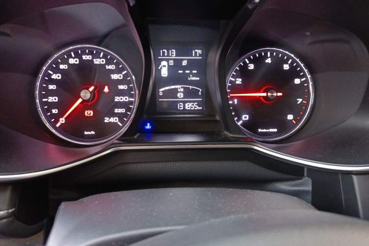 Used MG 6 2017 20T Manual Luxury Smart Connect Version China V Standard