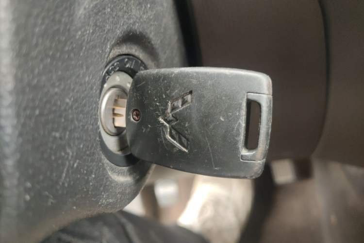 Used Wuling Hongguang V 2019 1.5L Base Version L2B Vehicle Key